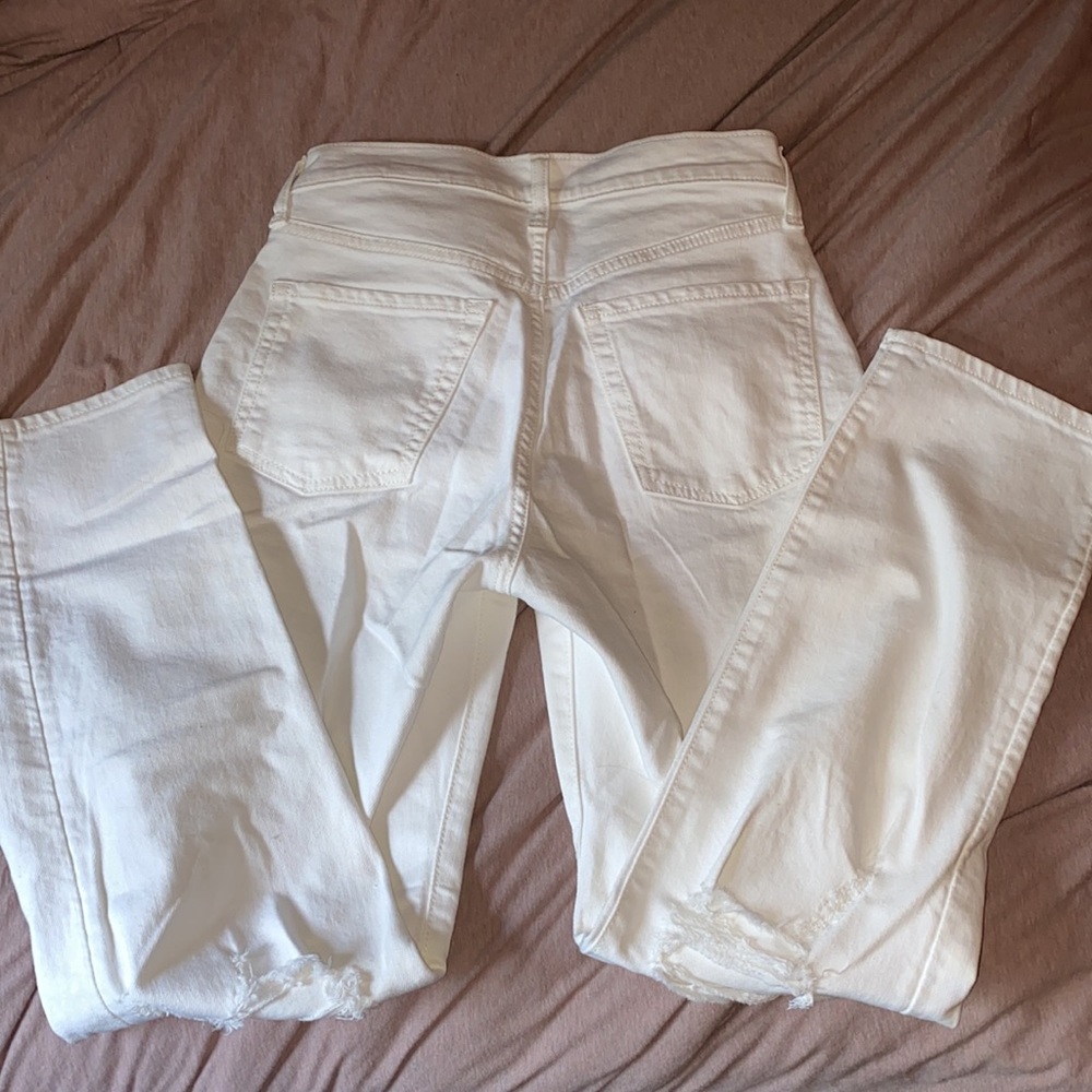 Extra High Rise Ripped White Jeans - Picture 3 of 4